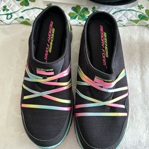 Sketchers slip on